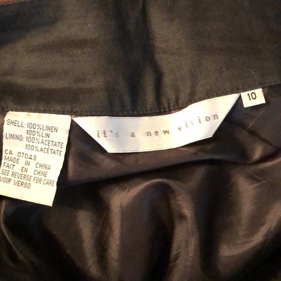 Black linen with white floral embroidery, knee length, lined skirt. - Picture 3 of 3